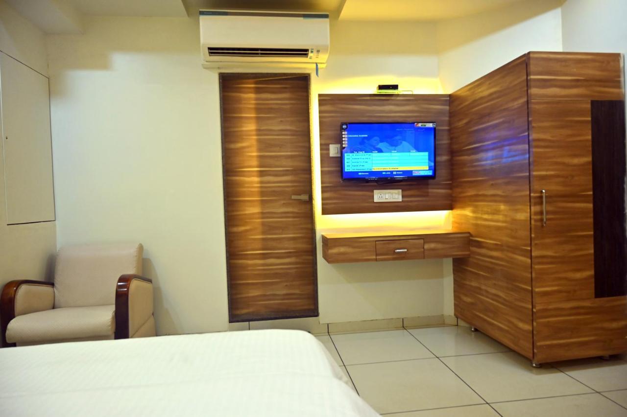 Hotel Aaram Umargam Exterior foto